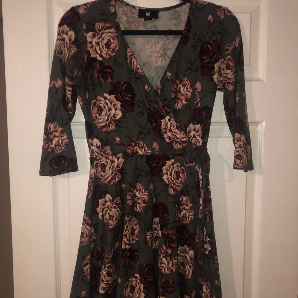 Floral Mid Sleeve Dress